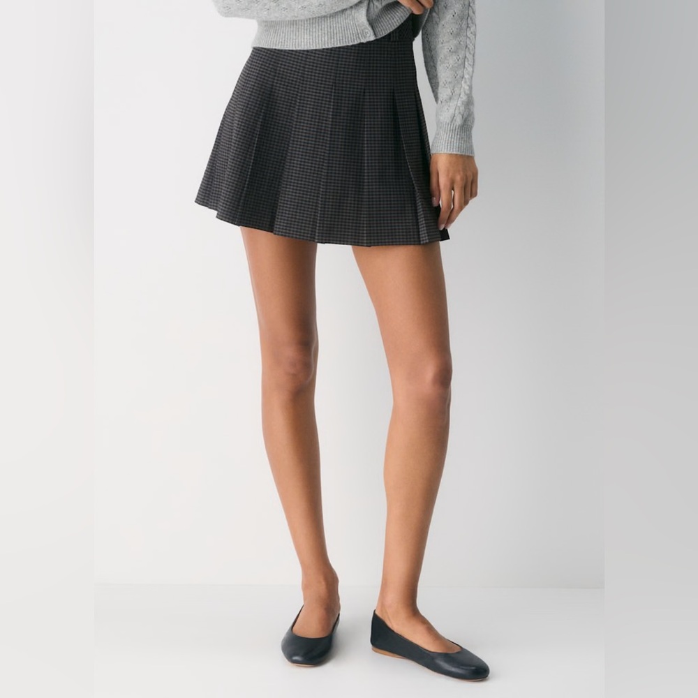 ARITZIA | SUNDAY BEST | Plaid blue pleated skirt - size 4 - small